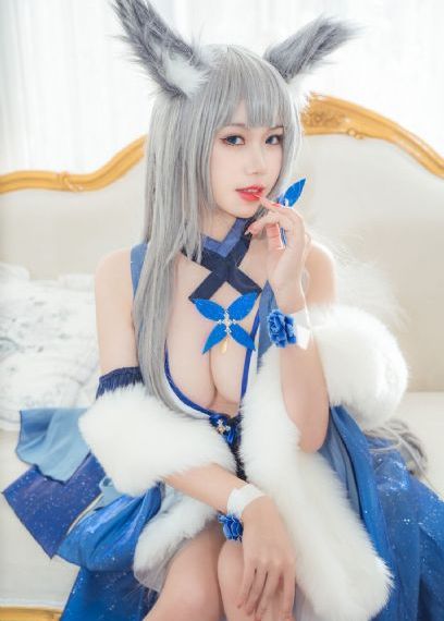 调教放荡丝袜美腿老师的导演是谁_1080P电影全集观看